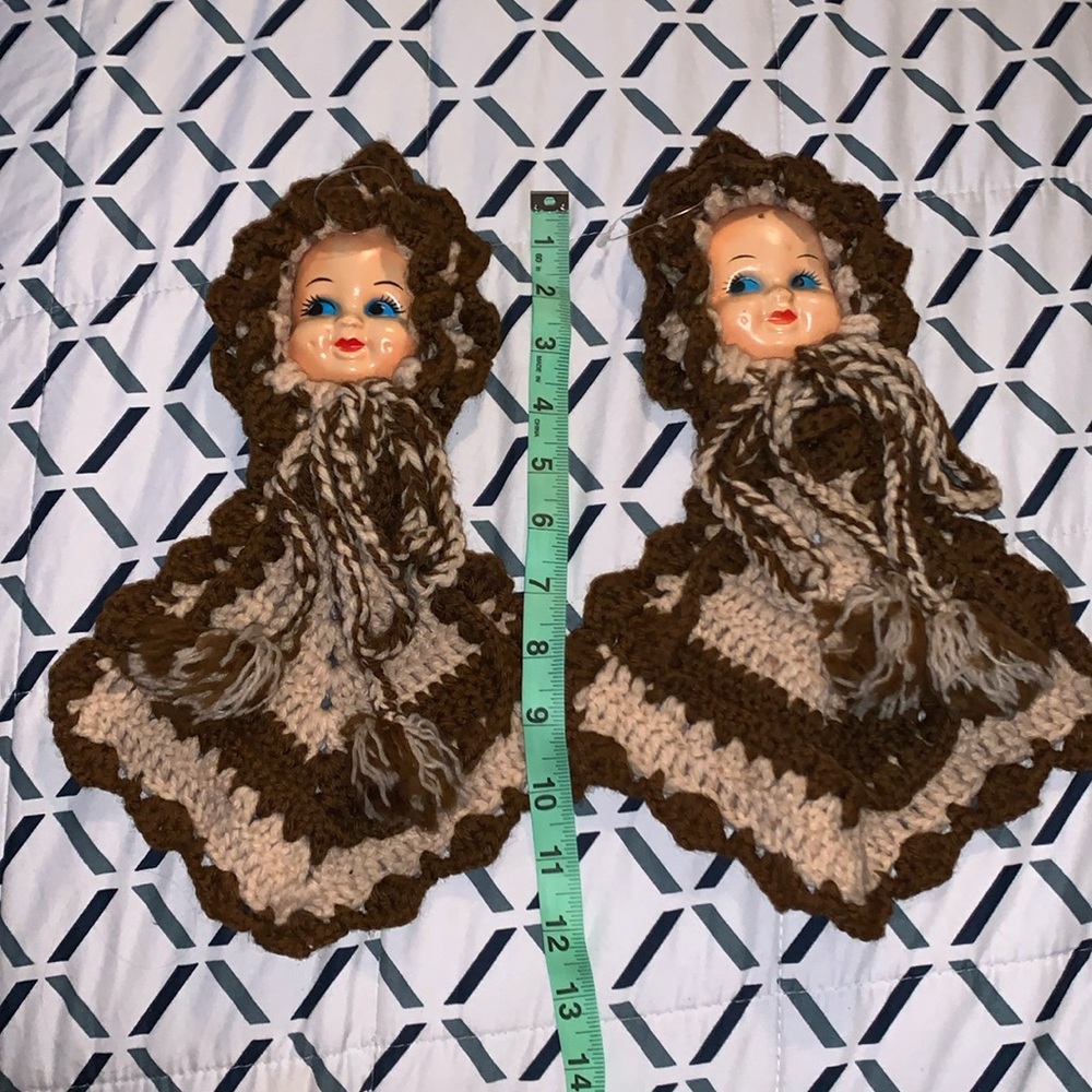 2 vintage doll face handmade crocheted pot holders from 70s-60s brown tan